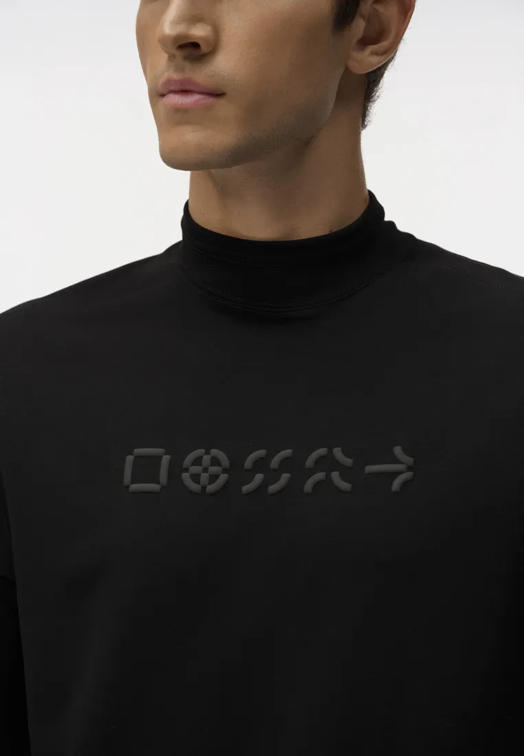 Лонгслив RUNES
