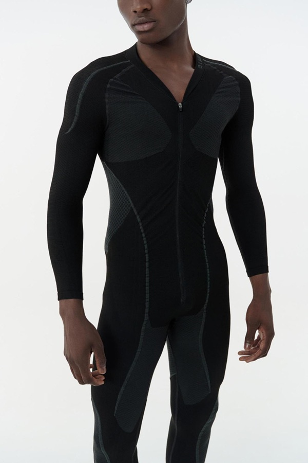 Термобельё, созданное гонщиком