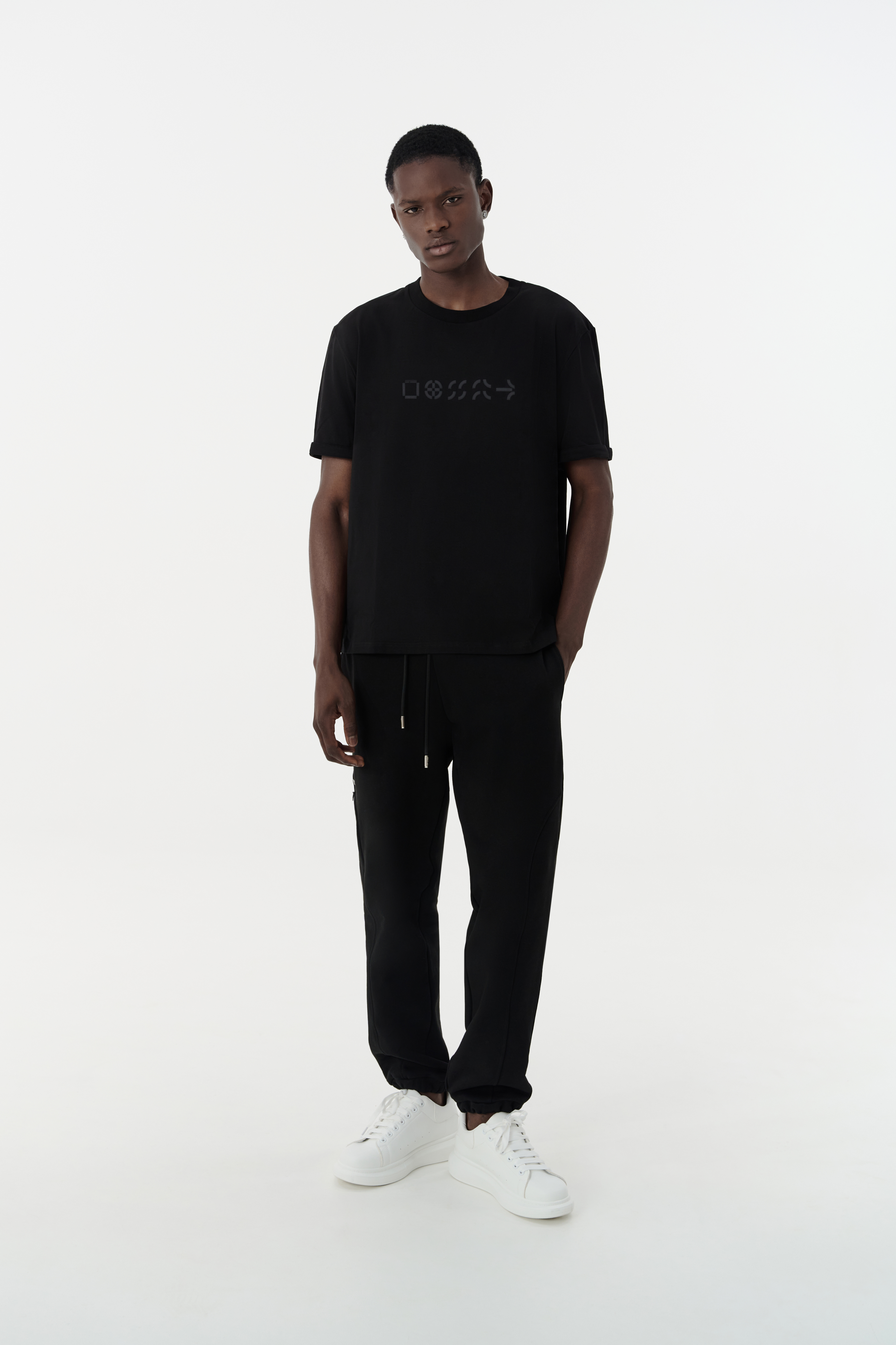 Футболка RUNES