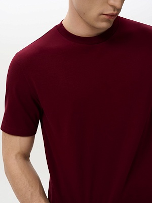 Футболка BASE DARK RED